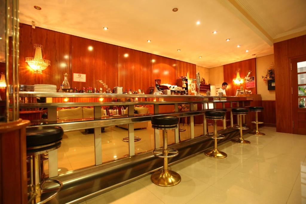 Hotel Anabel Baza Buitenkant foto